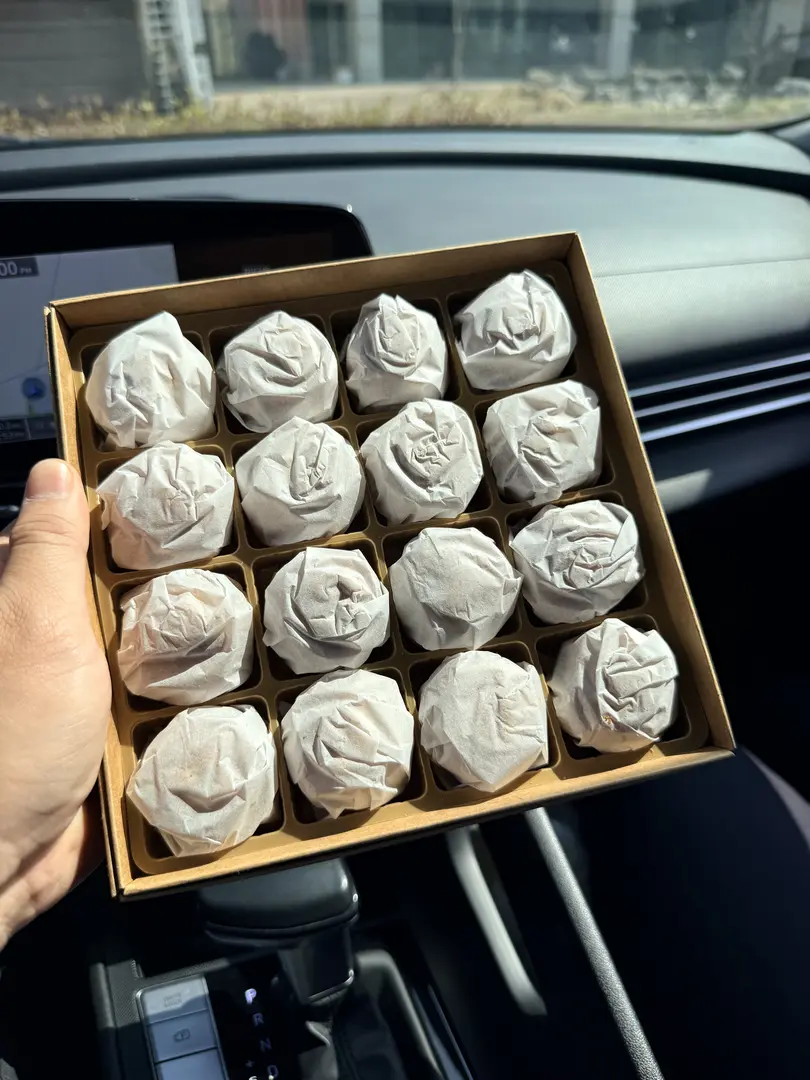 Box of 16 traditional Korean hodugwaja walnut pastries in car