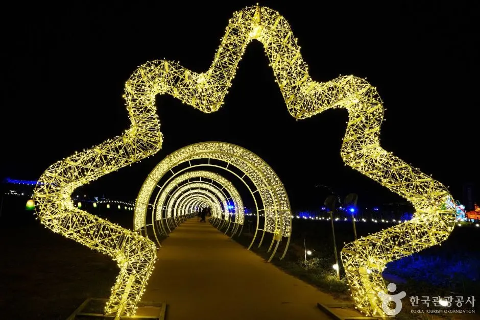 Baekje Cultural Festival in Gongju Stepping Into Korea's 1,500-Year-Old History thumbnail