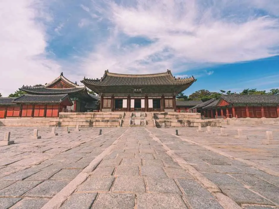 Changgyeonggung Palace Seoul's Quietest Royal Garden That Tourists Always Skip thumbnail