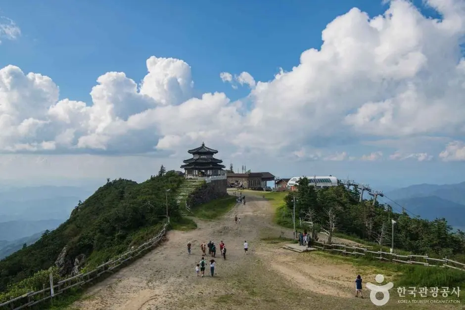 Deogyusan National Park summit pavilion with hiking trail and mountain views